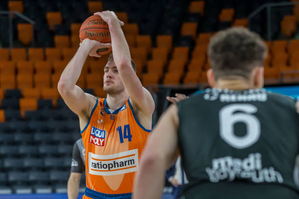 用事实回击 用事实回击