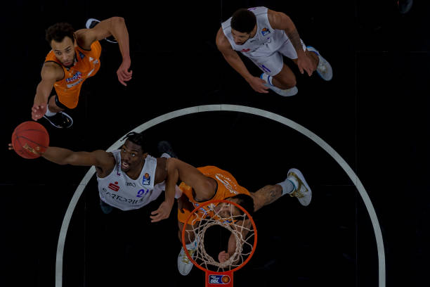 在顶级赛场 在顶级赛场