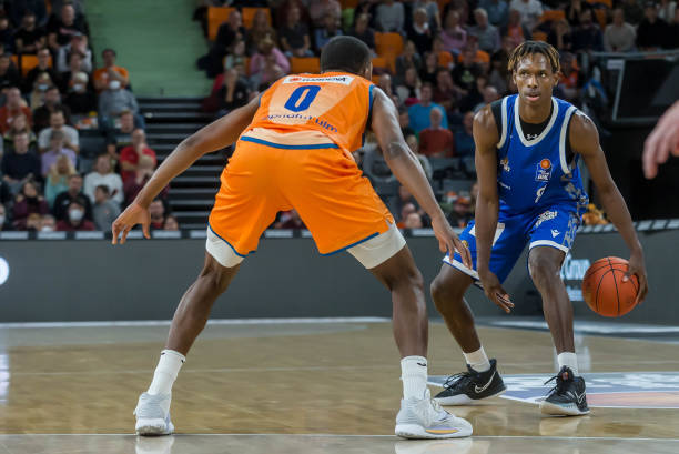 现稳中有升 现稳中有升